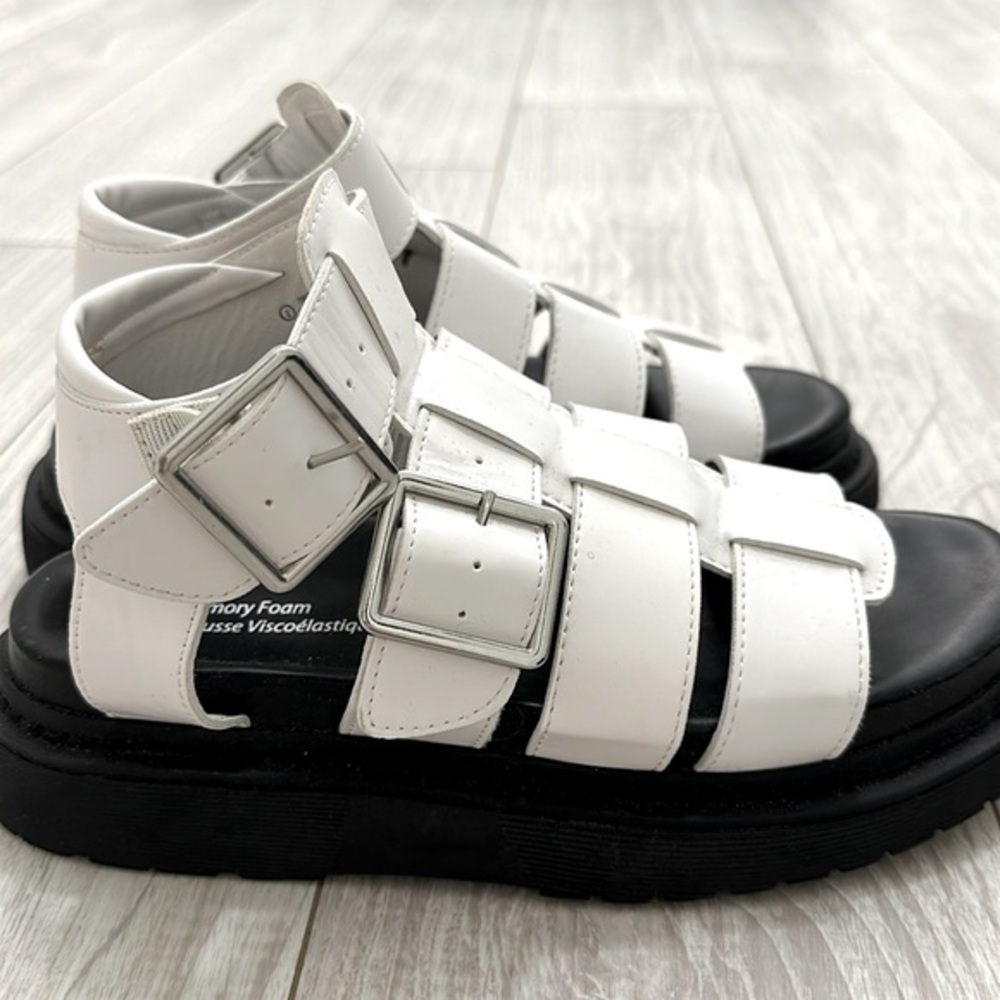 Women's Fisherman Lug Bottom Sandals White